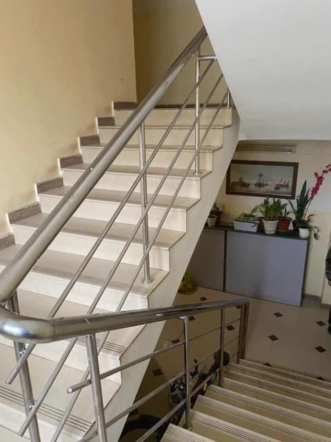 3 комн., 3 эт.