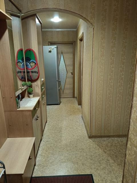 3 комн., 61.0 м², 2 эт.