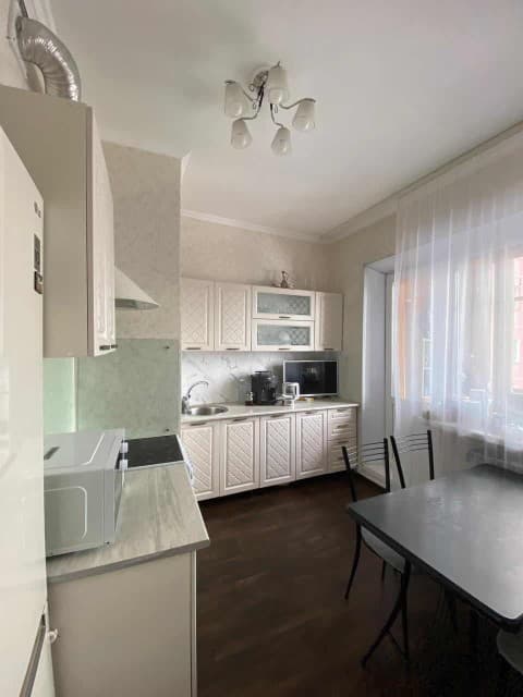 3 комн., 68.0 м², 5 эт.