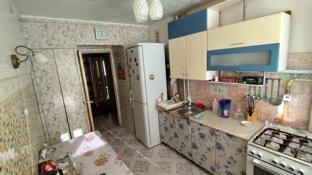 4 комн., 71.0 м², 2 эт.