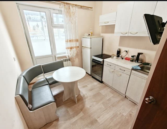 1 комн., 32.0 м², 3 эт.