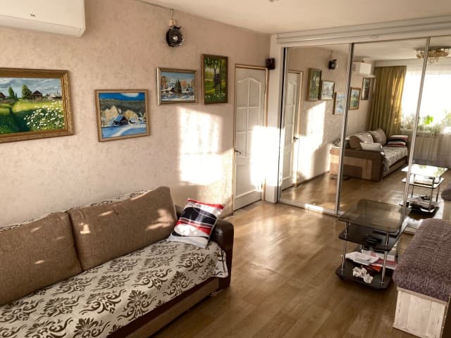 2 комн., 47.0 м², 2 эт.