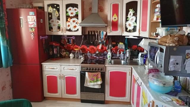 3 комн., 70.0 м², 4 эт.
