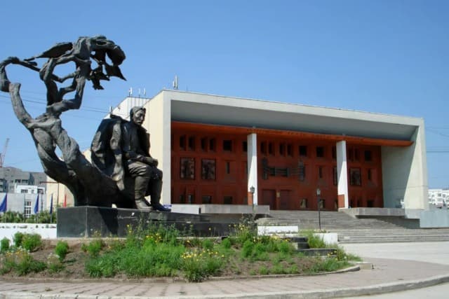 2 комн., 52.0 м², 4 эт.
