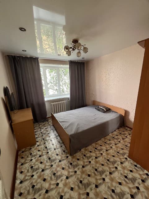 1 комн., 37.0 м², 2 эт.
