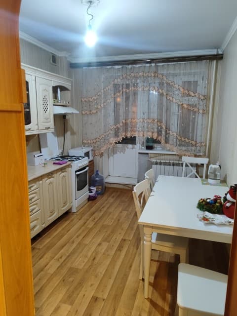 2 комн., 60.0 м², 2 эт.