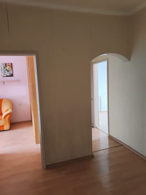 3 комн., 78.0 м², 3 эт.