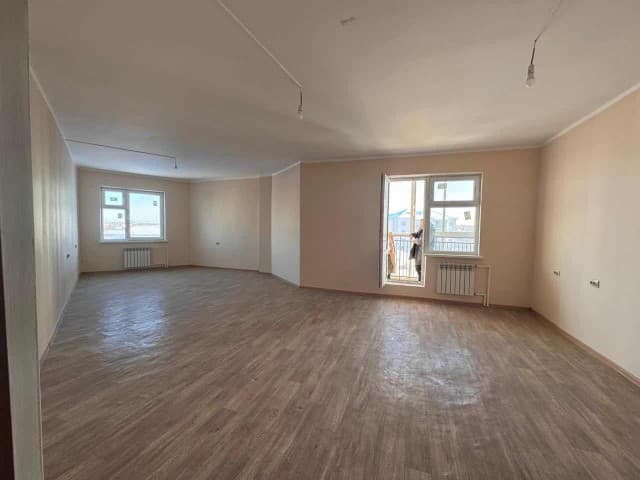 3 комн., 76.0 м², 3 эт.